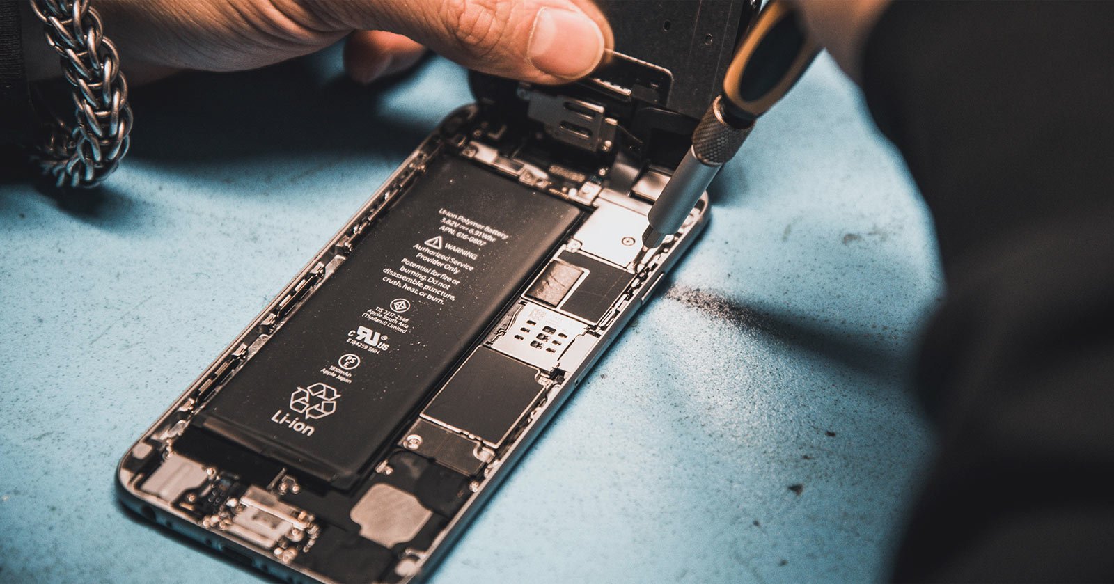 Implementing circularity in business models